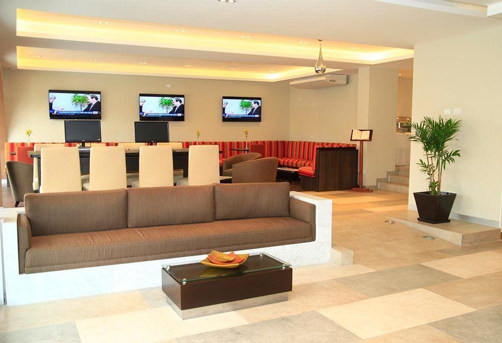 Hotel El Gran Marqués Trujillo Esterno foto